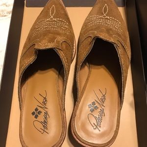 Patricia Nash mules booties 6.5